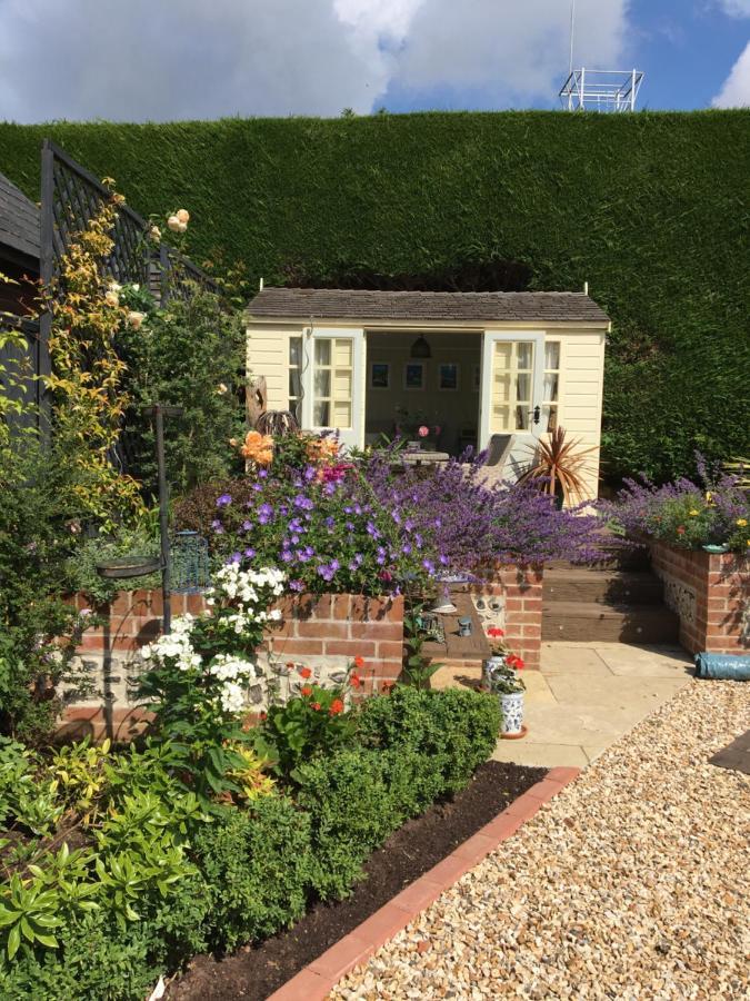 St Leonards Farmhouse Blandford Forum Exterior photo